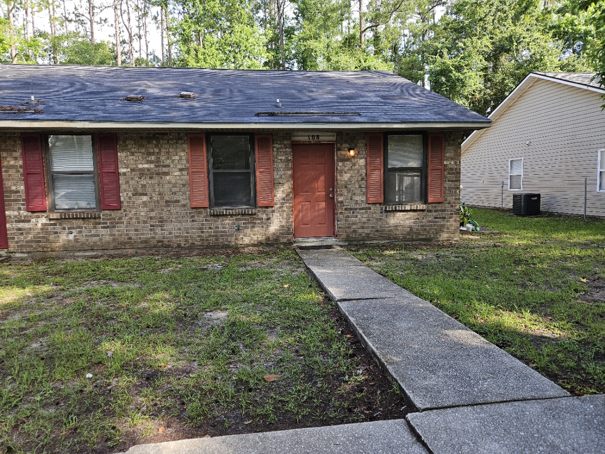 108 E Lakemont Dr